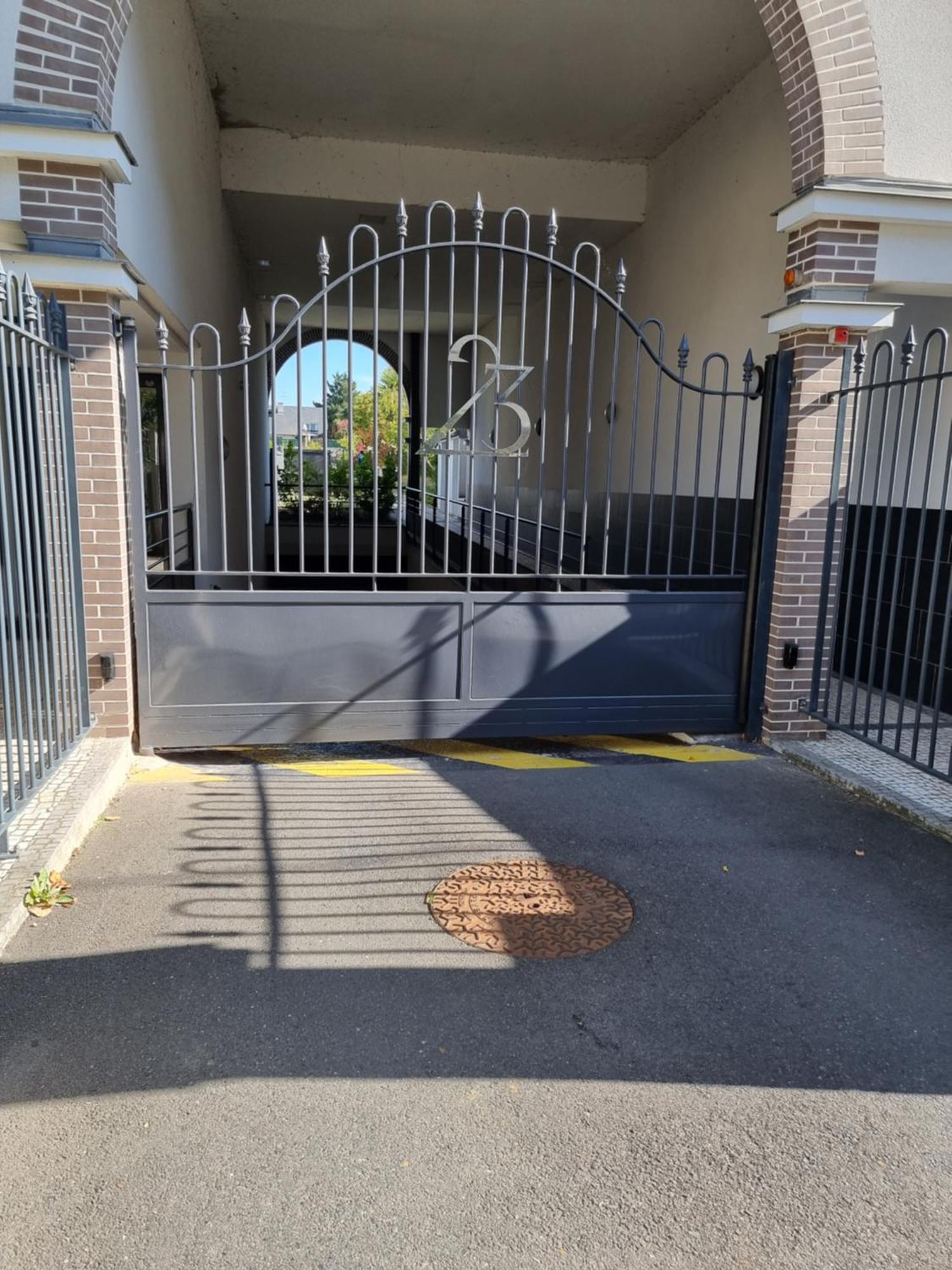 T2 Paris Disneyland Balcon Parking Noisy-le-Grand